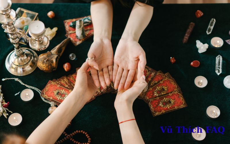Bói nhẫn tóc có đúng không? hướng dẫn cách bói chuẩn xác nhất