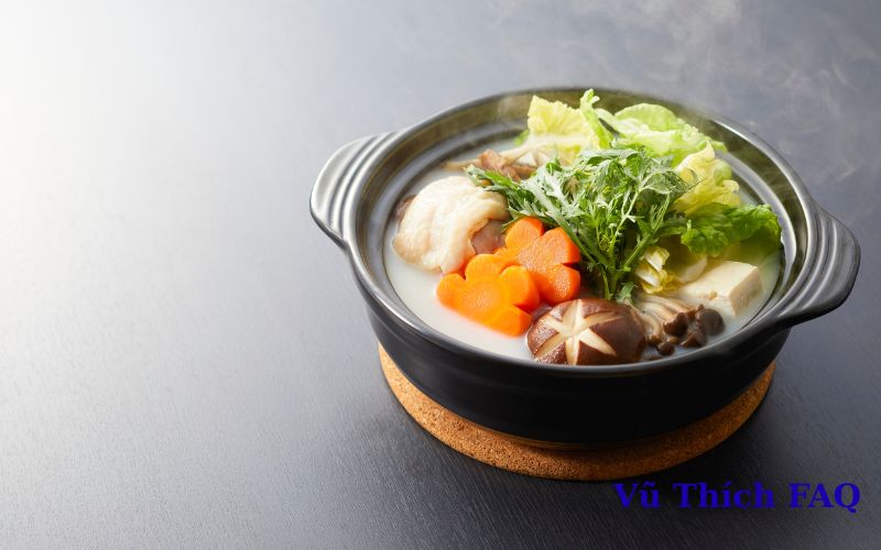 Cách làm lẩu rắn với gà siêu ngon đậm vị