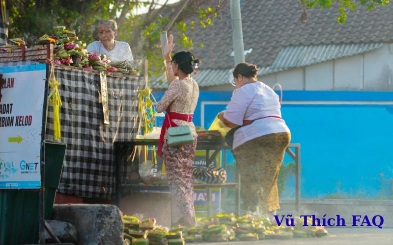 Bài cúng cháo ngoài sân cuối năm chuẩn nhất được dùng nhiều