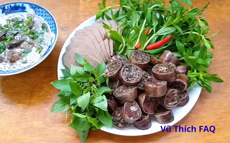 Luộc dồi heo bao nhiêu phút? luộc bằng nước nóng hay lạnh?