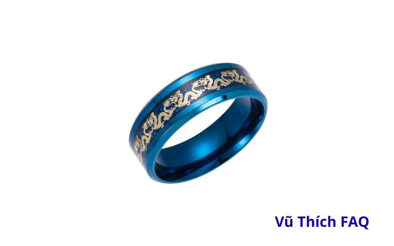 Đeo nhẫn rồng quay ra hay quay v&agrave;o? đeo ng&oacute;n n&agrave;o tốt nhất?