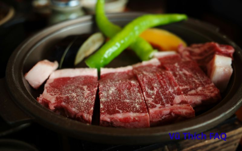 Thịt để l&acirc;u trong ngăn đ&aacute; c&oacute; sao kh&ocirc;ng? Để được bao l&acirc;u?