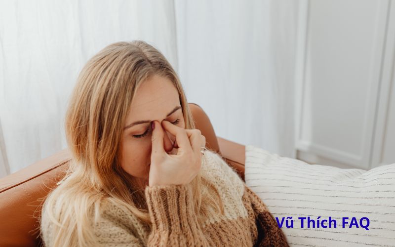 H&iacute;t m&ugrave;i mốc c&oacute; sao kh&ocirc;ng? N&ecirc;n l&agrave;m g&igrave; khi h&iacute;t phải?
