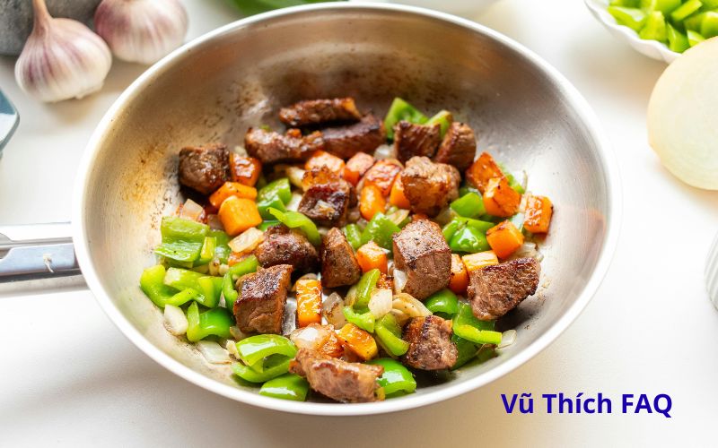 Bò né ăn với rau gì ngon? nấu bao lâu thì hợp lý?