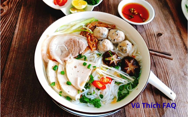 Bún mọc nấu với rau gì thì hợp? có mấy loại?