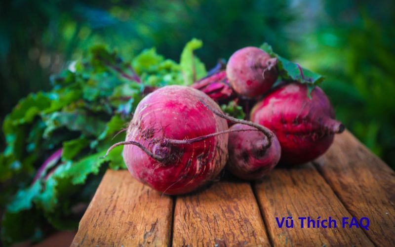 Củ dền nấu bao lâu thì chín? nấu chung với khoai tây được không?