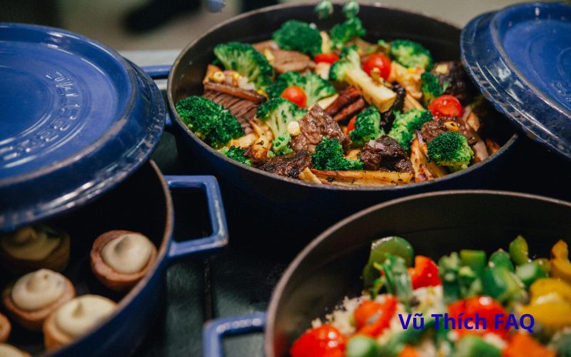 Ếch nấu bao l&acirc;u th&igrave; ch&iacute;n? C&oacute; cần lột da kh&ocirc;ng?