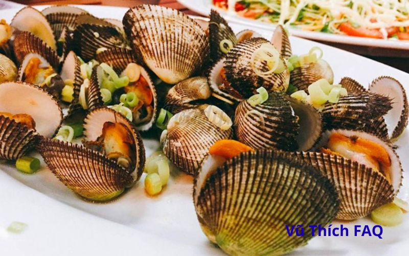 Hấp s&ograve; l&ocirc;ng bao nhi&ecirc;u ph&uacute;t? hấp chung với g&igrave;? chấm g&igrave; ngon?